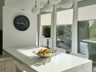 2 pokoje, blisko morza, ogródek, garaż, kameralne - 3