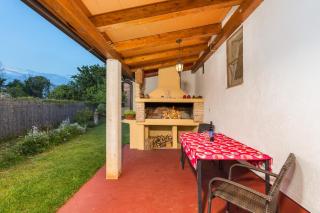 Charming holiday house with beautiful garden and grill - Loborika - 4