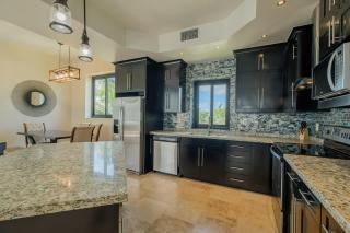 Diamante Beachfront Suites - San Pedro - 1