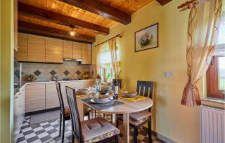 2 Bedroom Nice Home In Donja Stubica - 5