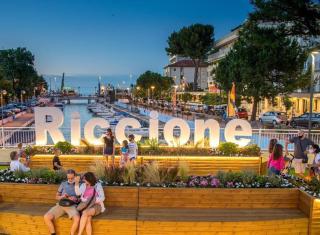 BlancoHouse - Appartamento con Piscina sul Parco - Riccione - 3