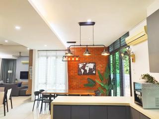 Ocean 23 Batu Ferringhi Shamrock Beach with Swimming Pool 7 Bedroom 30pax - Batu Ferringhi - 3