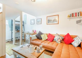 Courtyard Cottage - Stiffkey - 0
