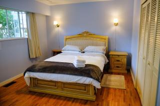 Spacious home 15mins to Downtown - Vancouver - 1