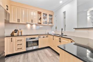 Luxury Oceanview Penthouse Cairns City - Cairns - 3