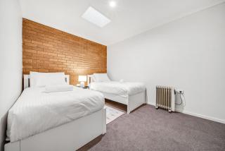 Tronton 2 - Lovely 2BR Apartment l Close to the Lake l Renovated Bathroom - Jindabyne - 5