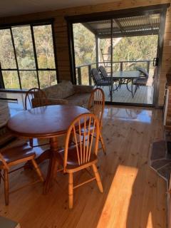 Taylor Bay Country Club - Eildon - 8