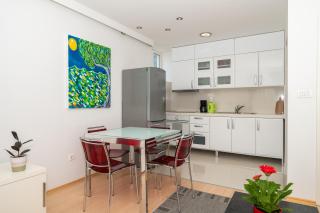 Luxury apartment Silvana in the city center - Makarska - 0