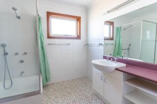 Berrara Cove Beach House - Berrara - 4
