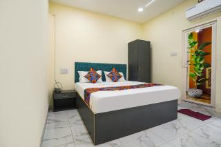 FabExpress Sanva, Pallikaranai - Nr Shri Aadhipureeswarar Temple, Pallikaranai - Chennai - 2