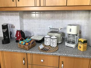 Zoe's House w/ Panoramic View 2BR AC 5min walk DT - 1