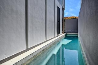 Stylish, Beachside 4 b/r Dream Home - 8 guests ZD7 - Kawana Waters - 1