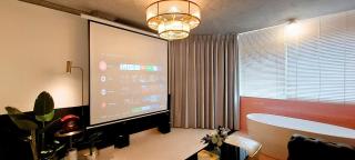 A In Hotel Del Luna - 3