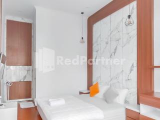 Khayrizsan Guest House Mitra RedDoorz - - 5