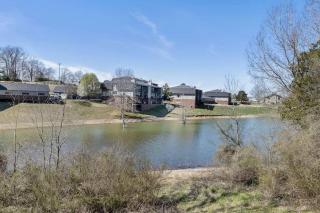 The Fox Den 4BR/3BA- Near HWY 12 Bridge-Lakefront - Rogers - 2