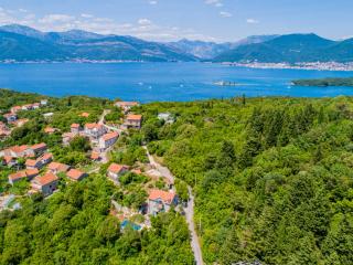 Villa Toscana with a pool - Tivat - 3