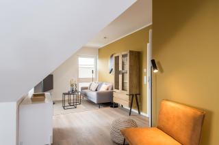 PL Peter's Lodge 9 - 2