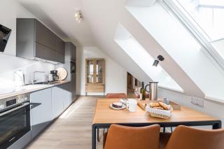 PL Peter's Lodge 8 - 2