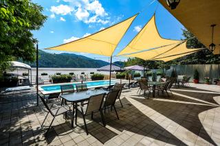 Pensiunea Celestin - 1