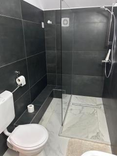 Pensiunea Giulia Home - Dezmir - 1