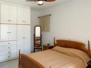 Naxos town ground floor apartment 10 min from port - 1