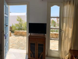 Naxos town ground floor apartment 10 min from port - Naxos Chora - 8