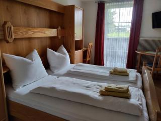 Pension Holzapfel - Sankt Georgen im Attergau - 2