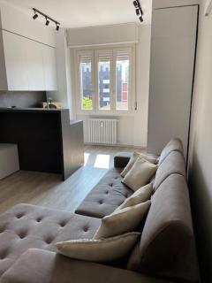 SUITE DE ROLANDIS Cin ITOO5OO5C22CDBEZNY - Asti - 3