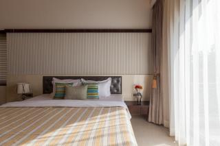 Bellevue Palace by StayVista - Lavish abode with a pool, Landscaped lawn, Gazebo & Adventure activities - 1