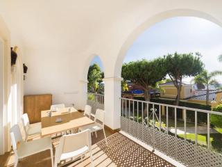 2 bedroom apartment, with sea views, in Puerto Banús - Marbella - 8