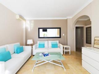 2 bedroom apartment, with sea views, in Puerto Banús - Marbella - 6