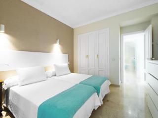 2 bedroom apartment, with sea views, in Puerto Banús - Marbella - 4