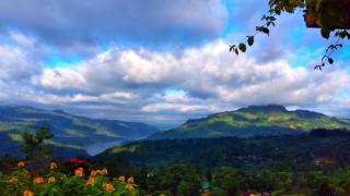 Floating Mountain Villa - 5
