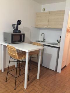 studio cabine,4 personnes ,rénové,au calme,200 m de la plage,parking privé - Sète - 6