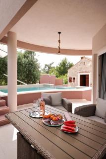 Pool apartment with traditional Dalmatian Konoba - Nin - 2