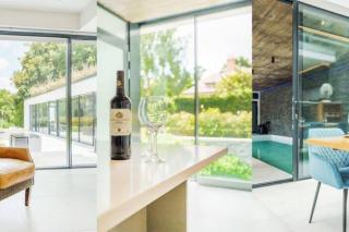 Luxury 8 bedroom home with leisure wing - Boars Hill - 4