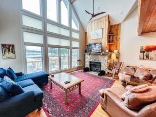 Lakefront Home Near Wisp with Great Location Dock Slip Hot Tub - 7