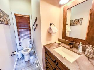 Lakefront Home Near Wisp with Great Location Dock Slip Hot Tub - McHenry - 2