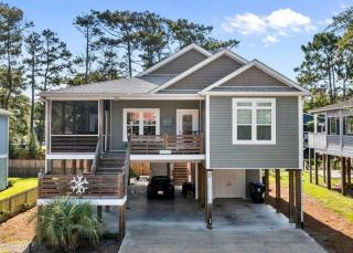 BELLE MER New Swimming pool Elevator Great for kids - Oak Island - 0