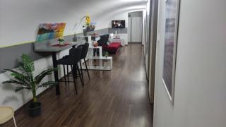 Eiffel-T45 Five Bedroom Central Apartment - 6