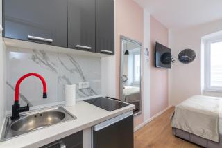 Apartments & rooms SIX - 8