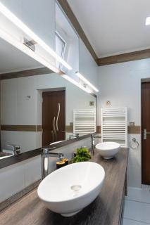 Rosé Apartments - 1