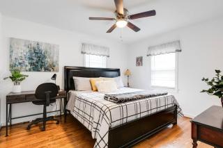 RF Central location w fenced backyard FIRE-PIT - 7