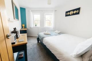 Stylish Open Plan City Apartment - Bath - 9