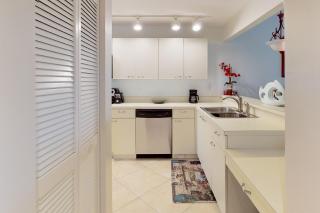 Sea-Renity, Unit H-205 - Naples - 4