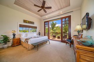 4BR Oceanview Estate Infinity Pool Lush Grounds - 1
