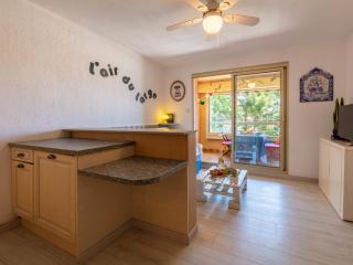 Studio Les Regates-3 by Interhome - Hyères - 2