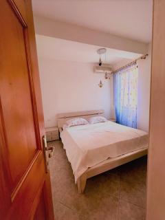 Apartment in front of the beach - 4