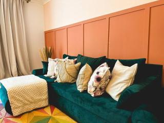 Charming spacious 2BR Flat near station plus parking - Londra - 3