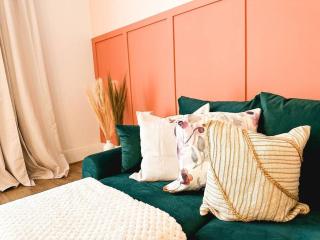 Charming spacious 2BR Flat near station plus parking - Londra - 7